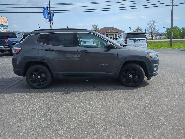 Used 2018 Jeep Compass Latitude AWD/4WD image 6