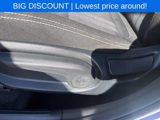 Used 2025 Hyundai Venue SEL FWD image 23