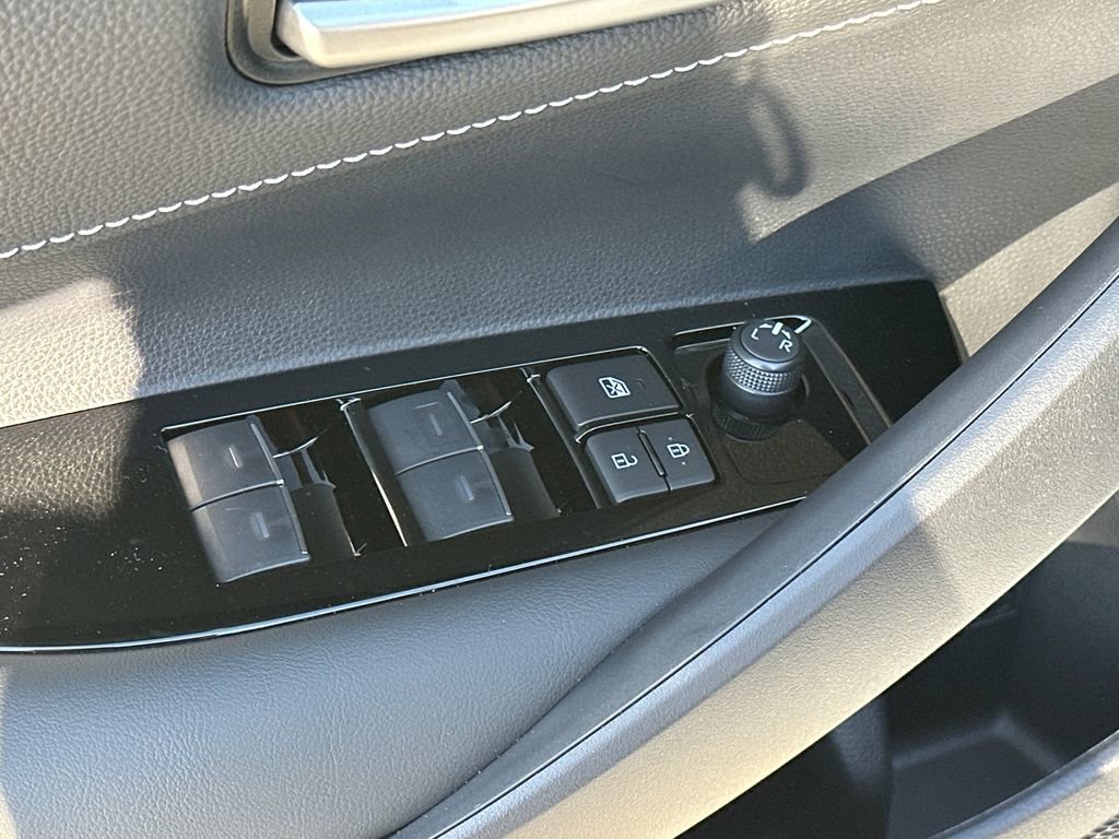 New 2026 Toyota Corolla SE image 9