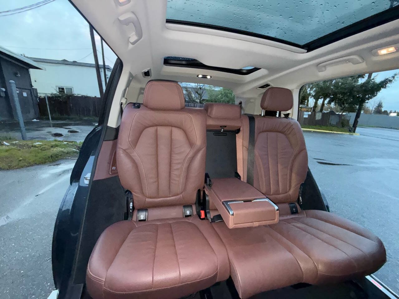 Used 2019 BMW X7 xDrive50i w/ Cold Weather Package AWD/4WD image 9