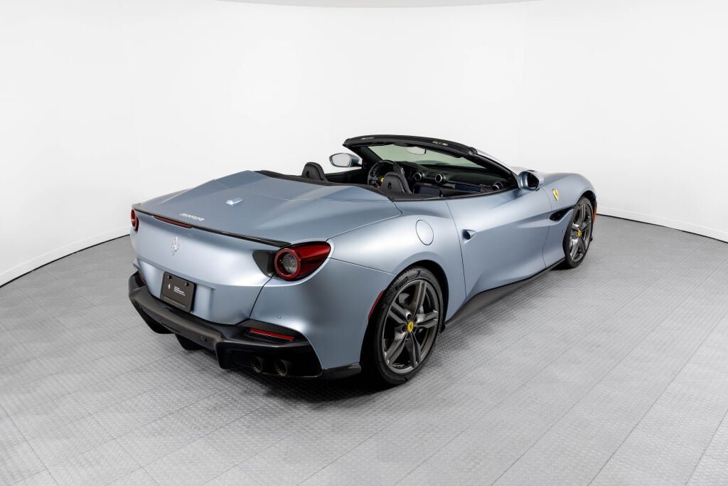 Certified 2023 Ferrari Portofino M RWD image 13