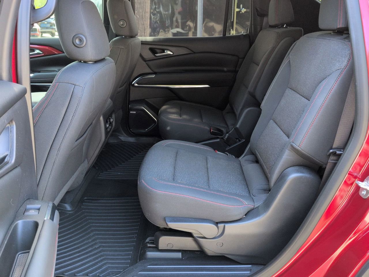 Certified 2024 Chevrolet Traverse Z71 w/ Enhanced Driving Package image 22