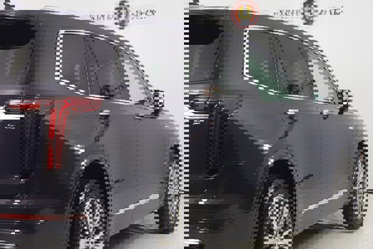Used 2024 Cadillac XT6 Premium Luxury w/ Technology Package image 33