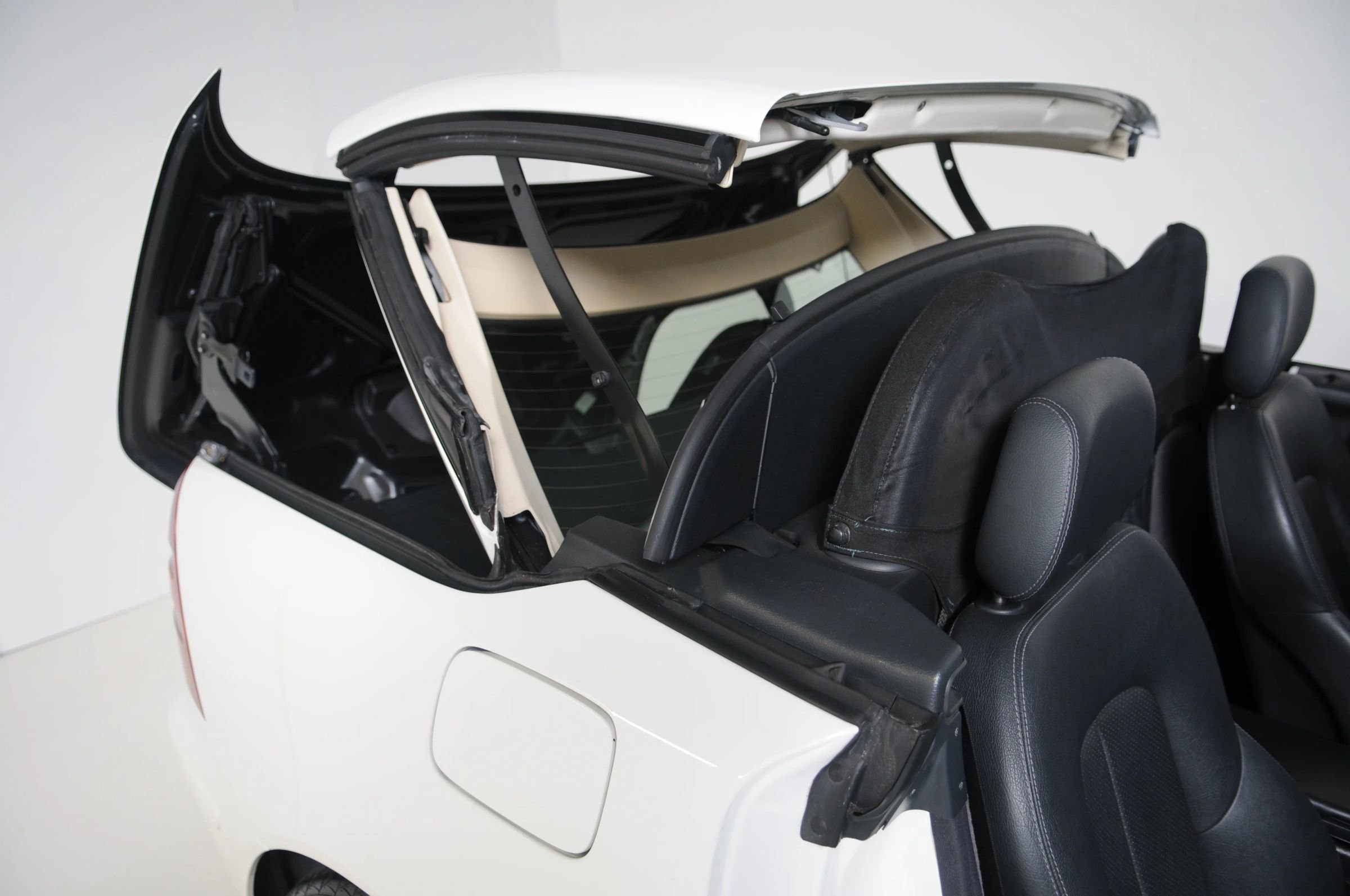 Used 2002 Mercedes-Benz SLK 320 image 27