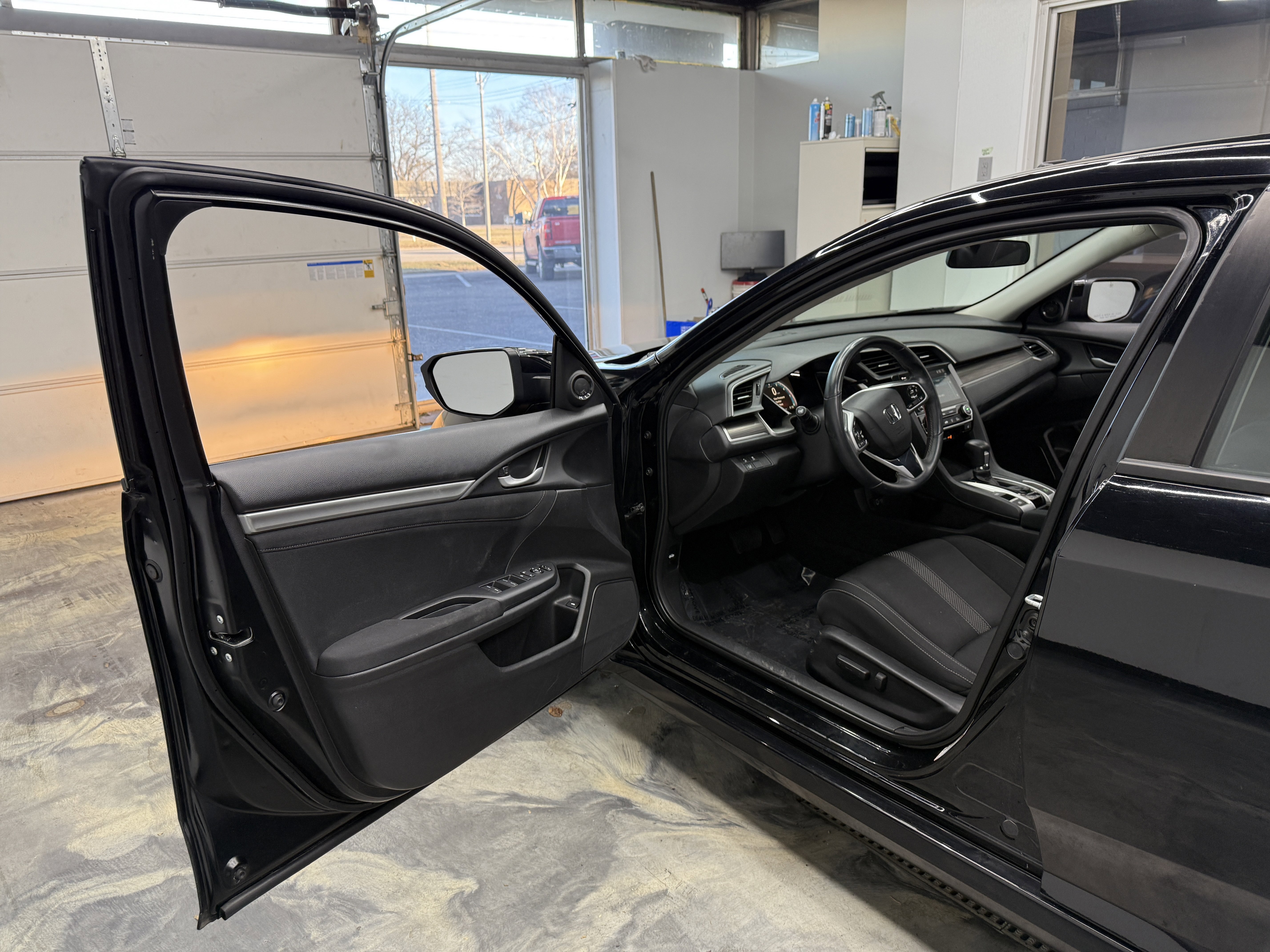 Used 2021 Honda Civic EX image 9