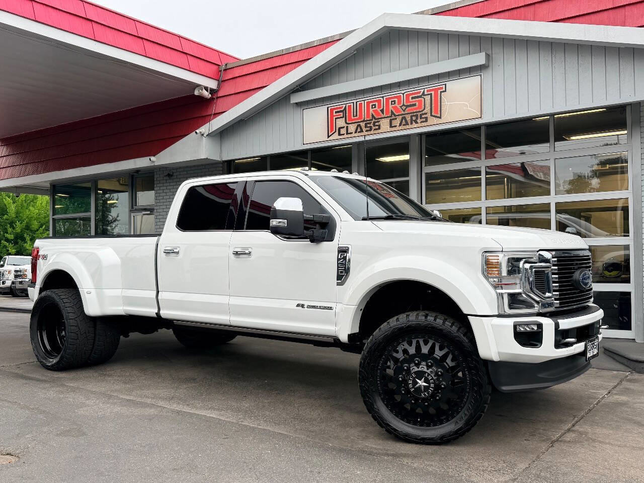 Used 2022 Ford F450 Platinum w/ FX4 Off-Road Package AWD/4WD image 1