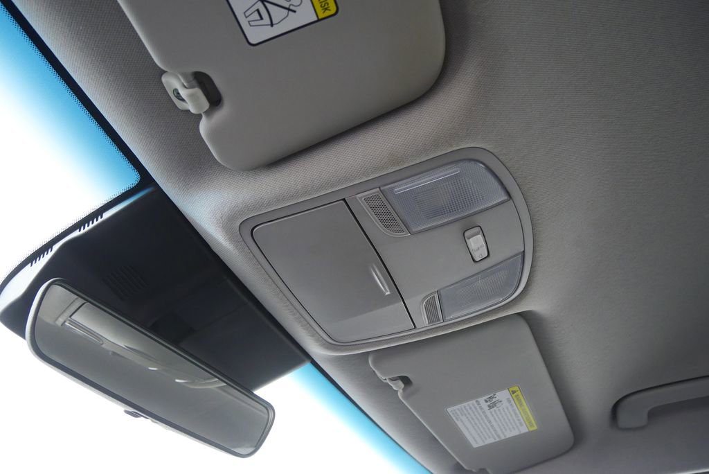 Used 2023 Hyundai Kona SE image 14