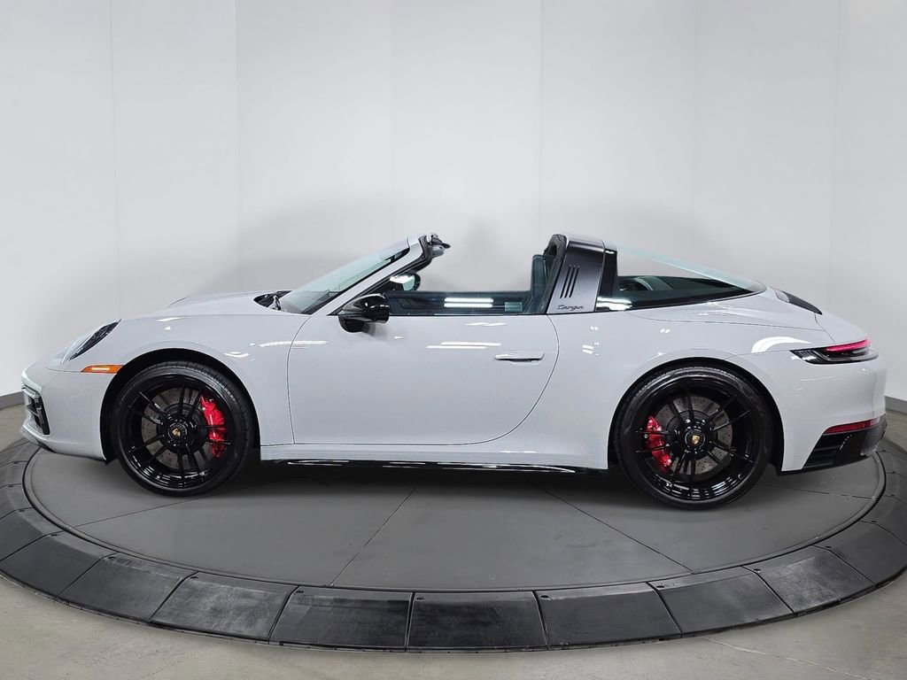 Certified 2024 Porsche 911 Targa 4 GTS AWD/4WD image 2