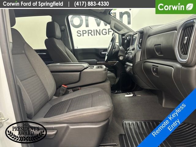 Used 2023 Chevrolet Silverado 2500 LT AWD/4WD image 9