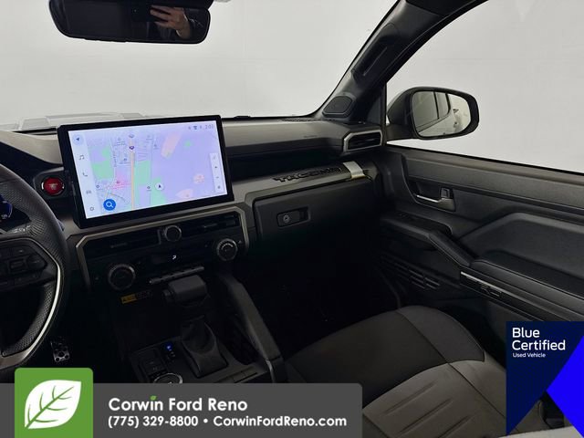 Used 2025 Toyota Tacoma TRD Sport w/ TRD Sport Upgrade Package image 27