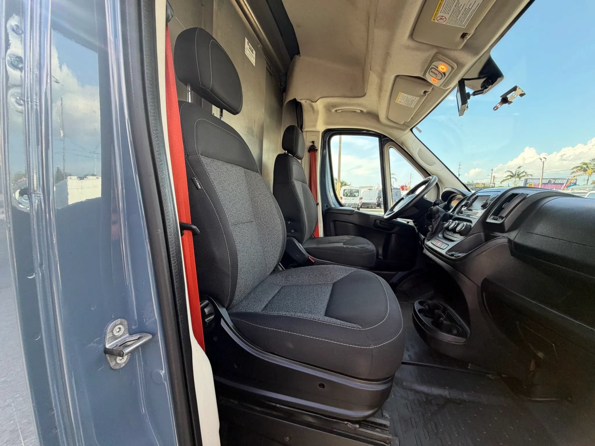 Used 2020 RAM ProMaster 3500 FWD image 17