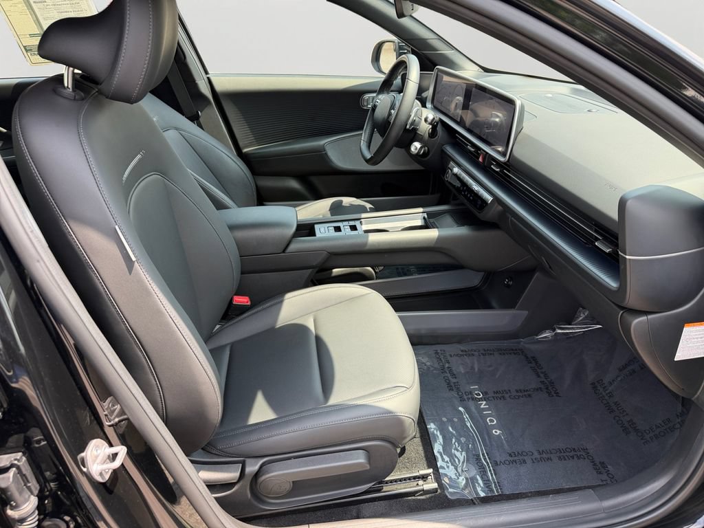 Used 2023 Hyundai Ioniq 6 SEL AWD/4WD image 12