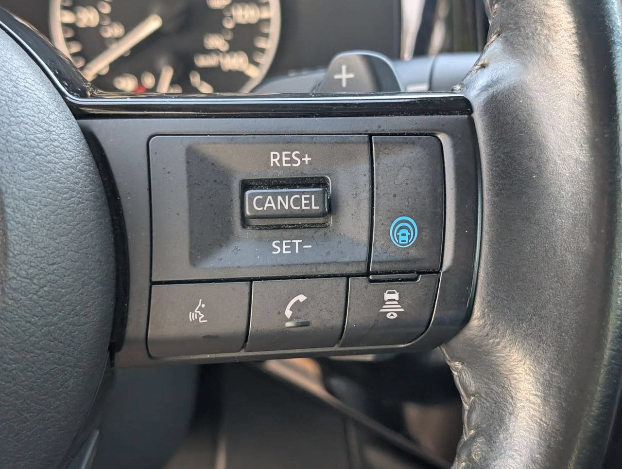 Certified 2023 Nissan Pathfinder SL w/ SL Premium Package FWD image 22