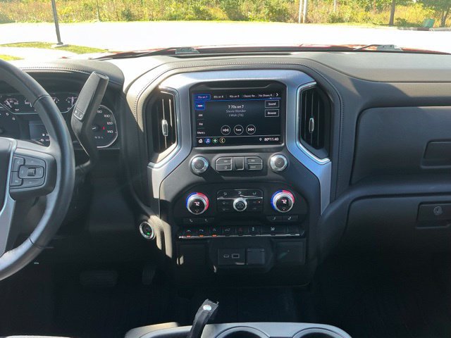 Used 2022 GMC Sierra 1500 SLE w/ Driver Alert Package II AWD/4WD image 25
