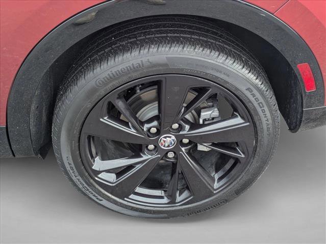 Used 2022 Buick Envision Essence w/ Sport Touring Package image 23