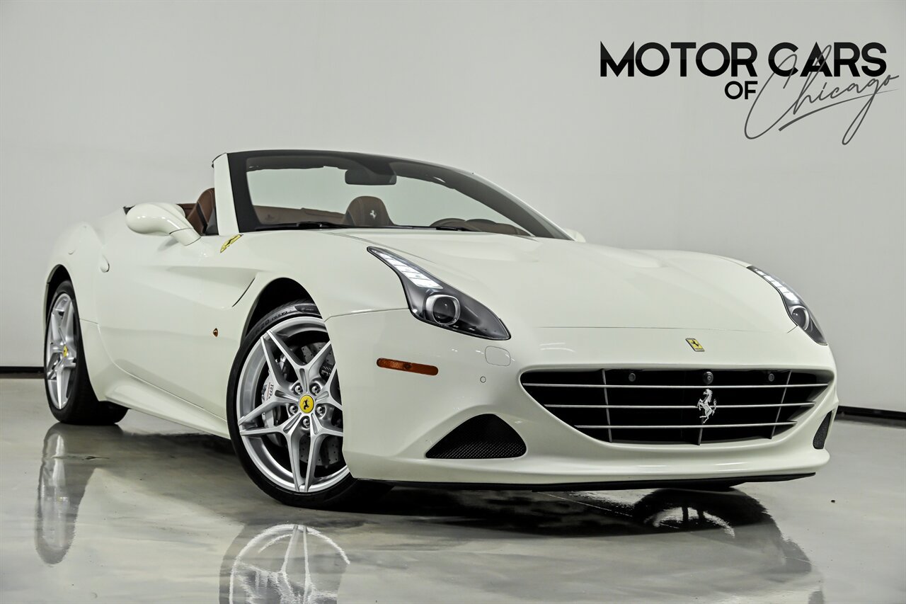 Used 2017 Ferrari California T RWD image 1