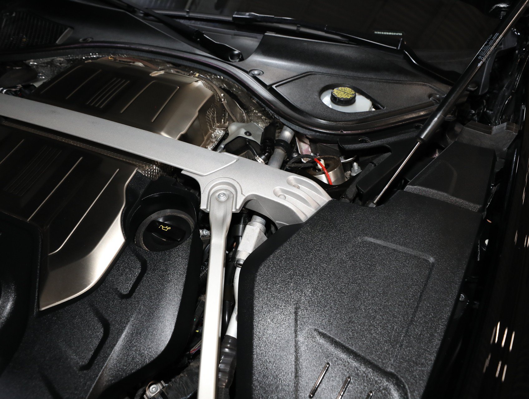 Used 2024 Bentley Continental GT Mulliner AWD/4WD image 72