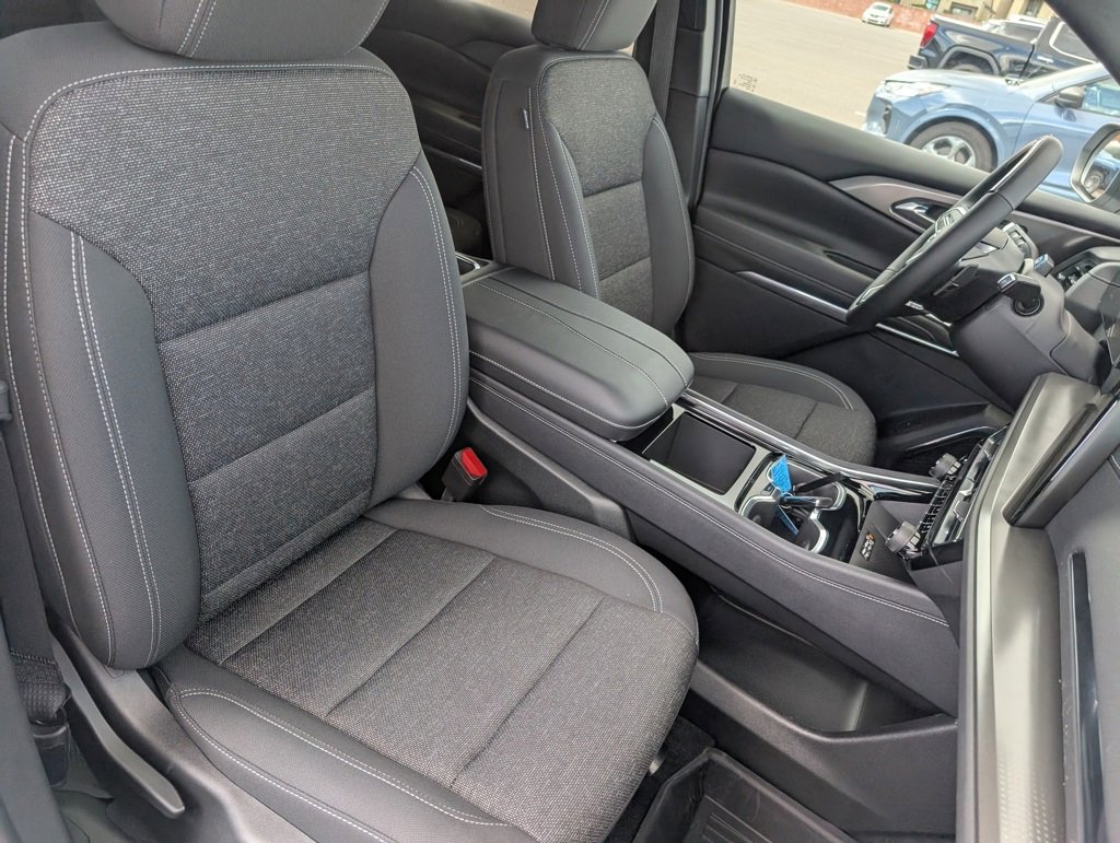 New 2026 Chevrolet Traverse LT w/ Enhanced Driving Package image 12