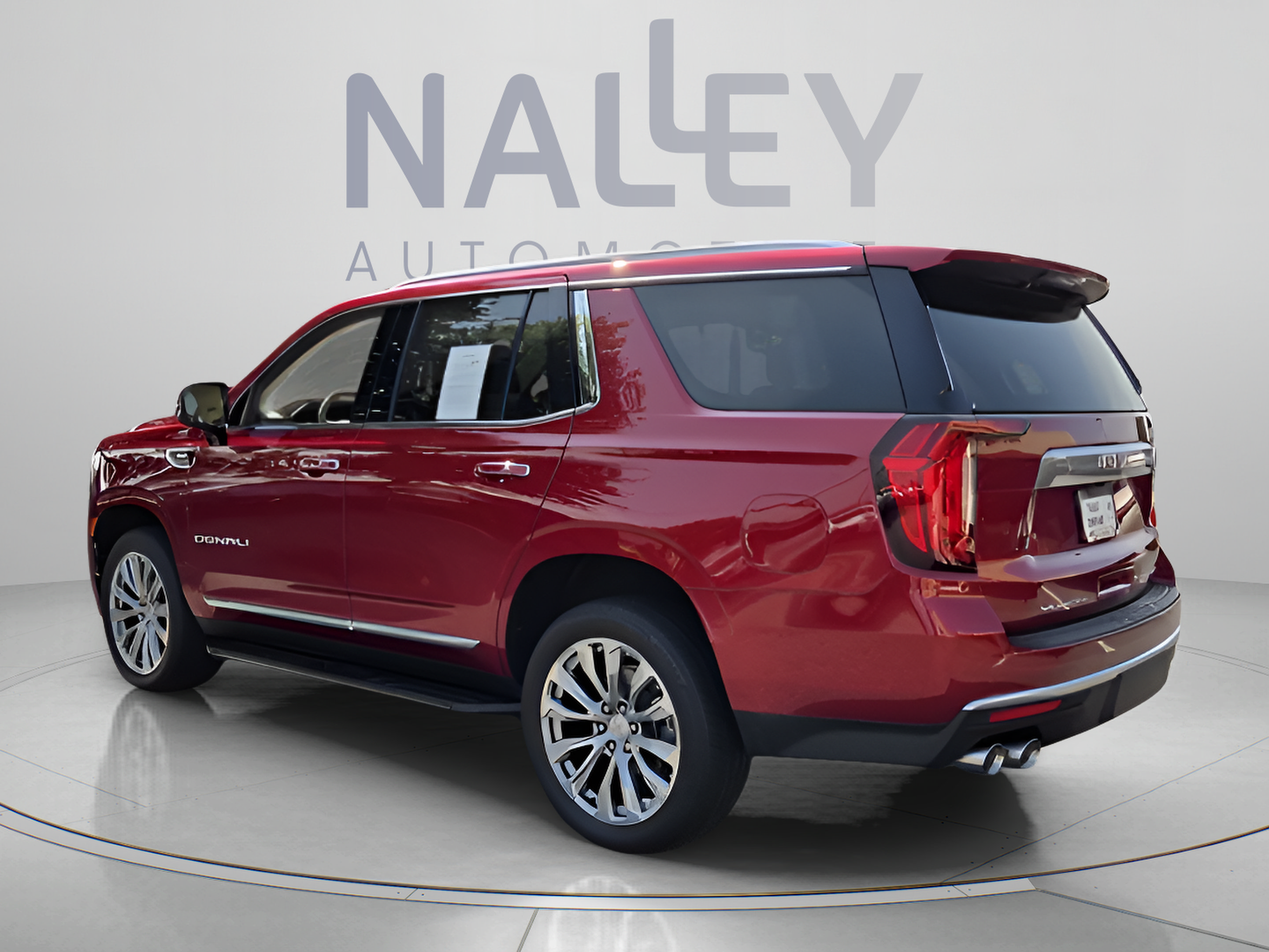 Used 2024 GMC Yukon Denali w/ Max Trailering Package RWD image 3