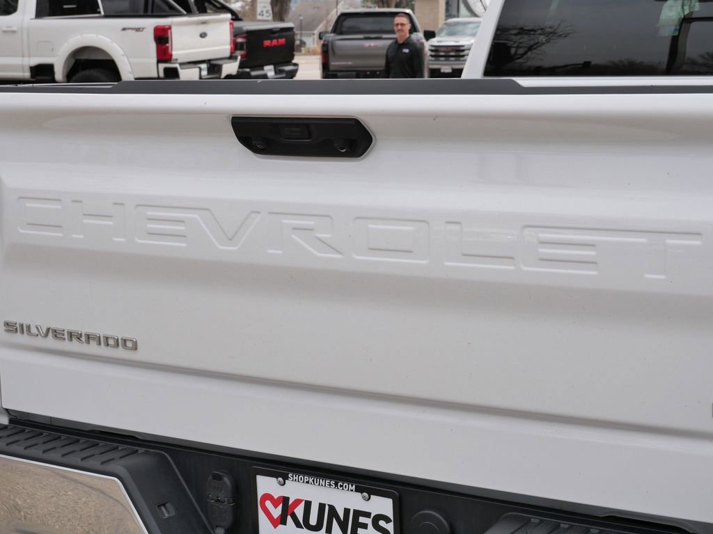 Used 2025 Chevrolet Silverado 1500 LT w/ Work Truck Package AWD/4WD image 12