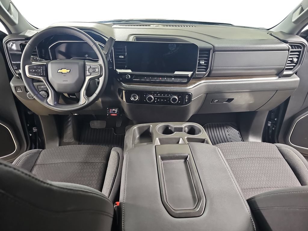 Certified 2024 Chevrolet Silverado 1500 LT AWD/4WD image 11