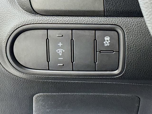 Used 2017 Kia Forte LX image 10