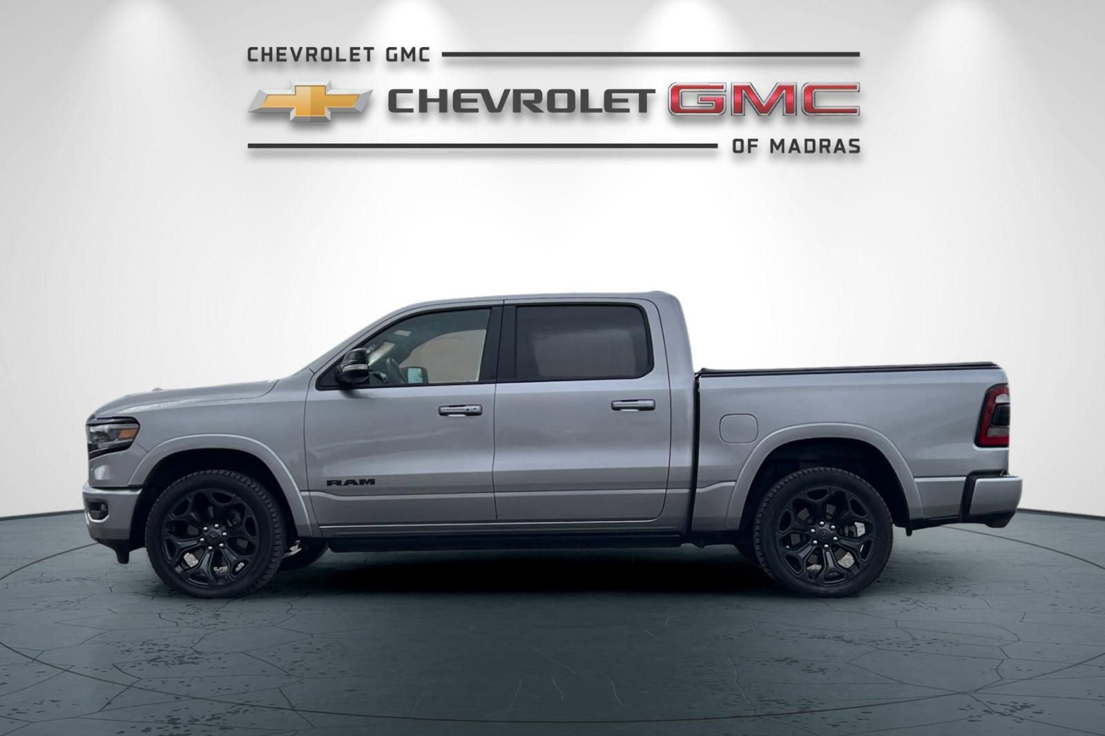 Used 2022 RAM 1500 Limited w/ Night Edition image 6