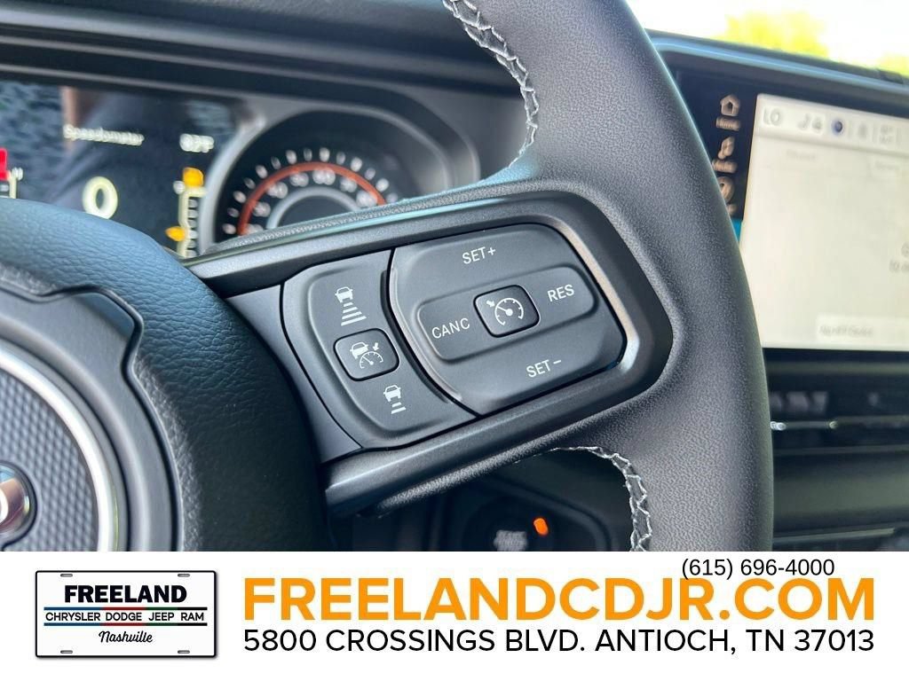 New 2025 Jeep Gladiator Sport AWD/4WD image 11