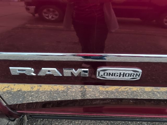 Used 2022 RAM 3500 Limited AWD/4WD image 11