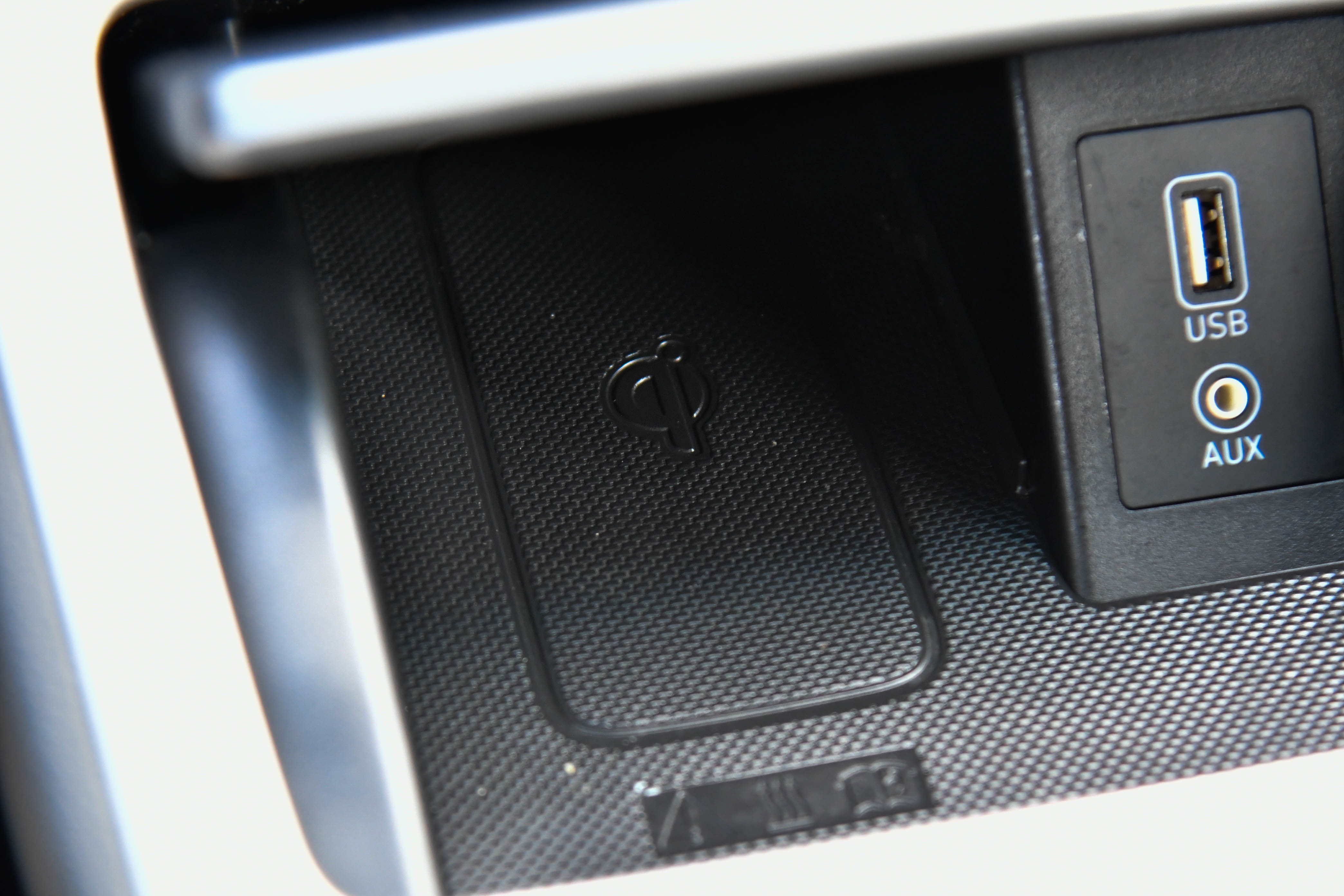 Used 2021 Hyundai Kona Limited FWD image 25