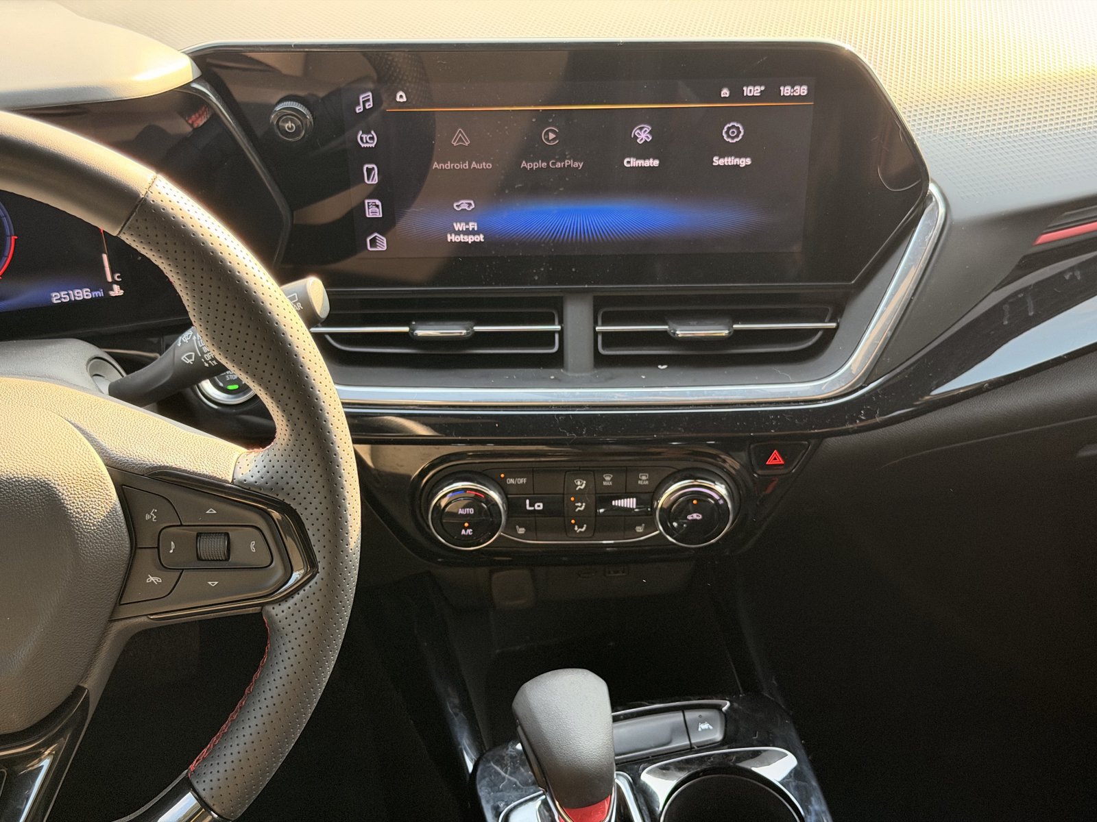 Used 2024 Chevrolet Trax RS w/ Driver Confidence Package FWD image 30