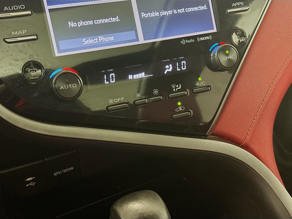 Certified 2019 Toyota Camry XSE FWD image 15