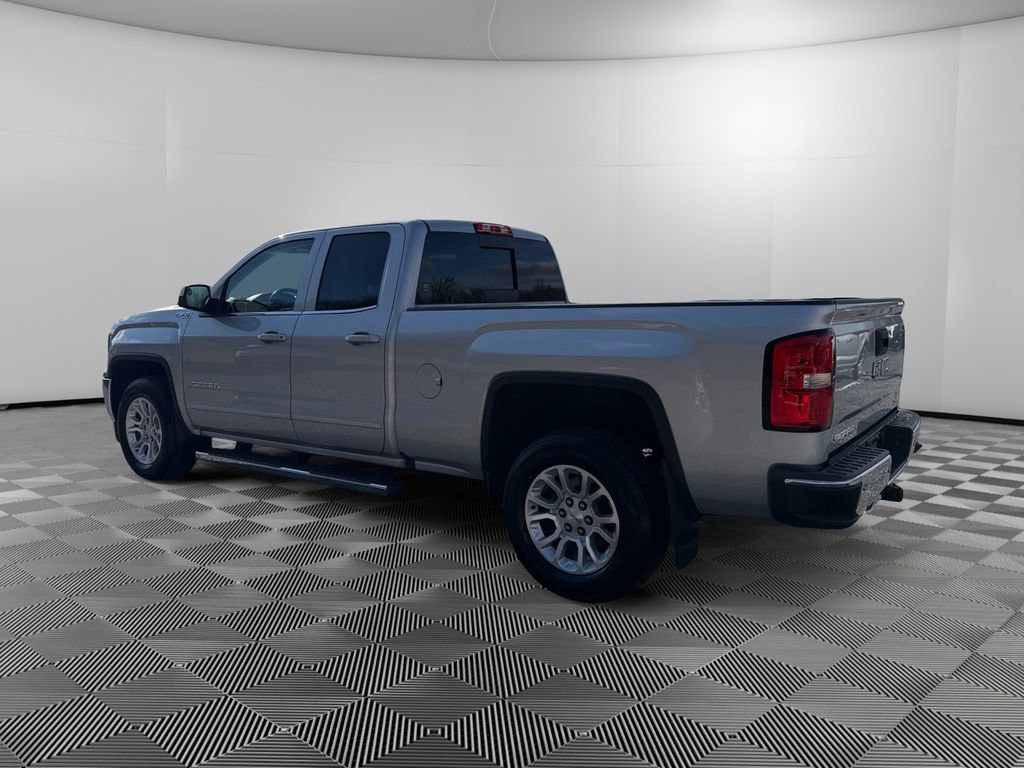 Used 2017 GMC Sierra 1500 SLE w/ SLE Value Package image 5