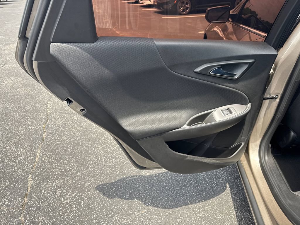 Used 2022 Chevrolet Malibu RS FWD image 22