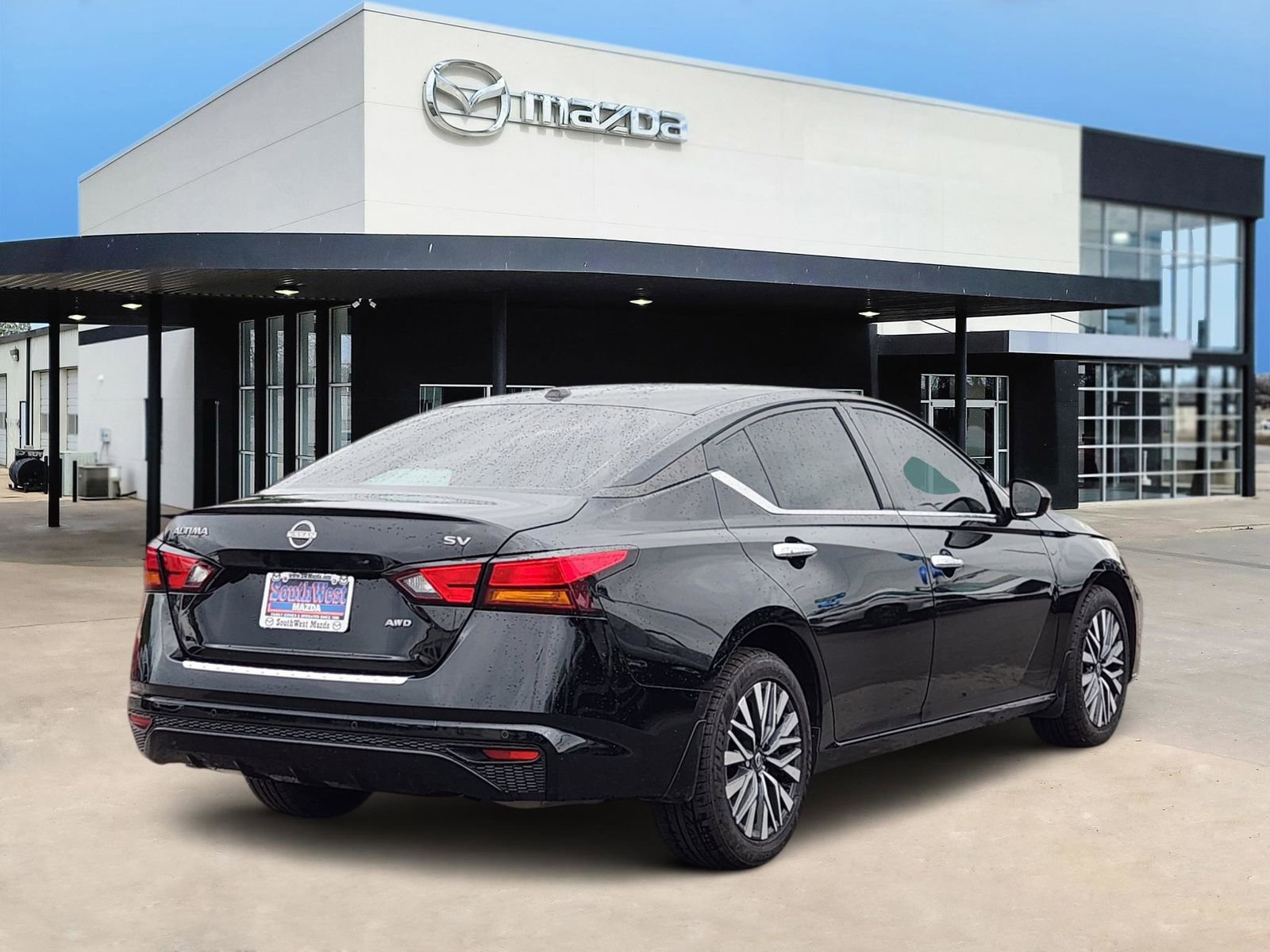Used 2023 Nissan Altima 2.5 SV AWD/4WD image 5