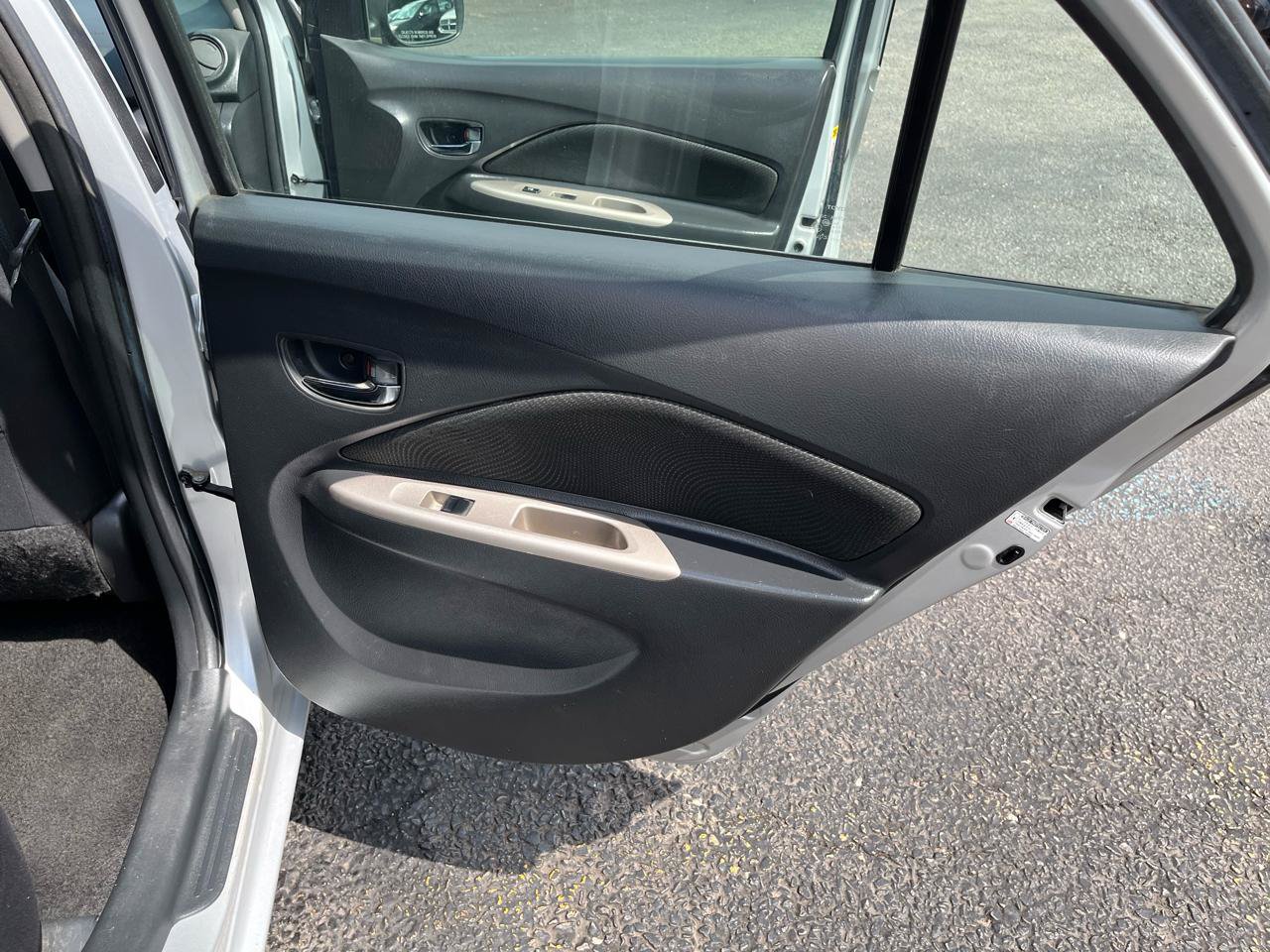 Used 2009 Toyota Yaris Sedan FWD image 26