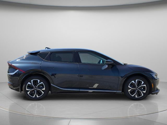 Used 2023 Kia EV6 Wind RWD image 7