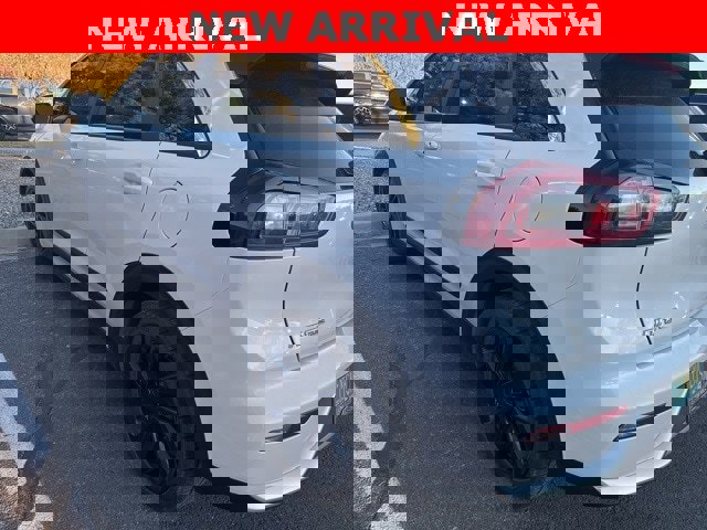 Used 2019 Kia Niro S Touring image 4