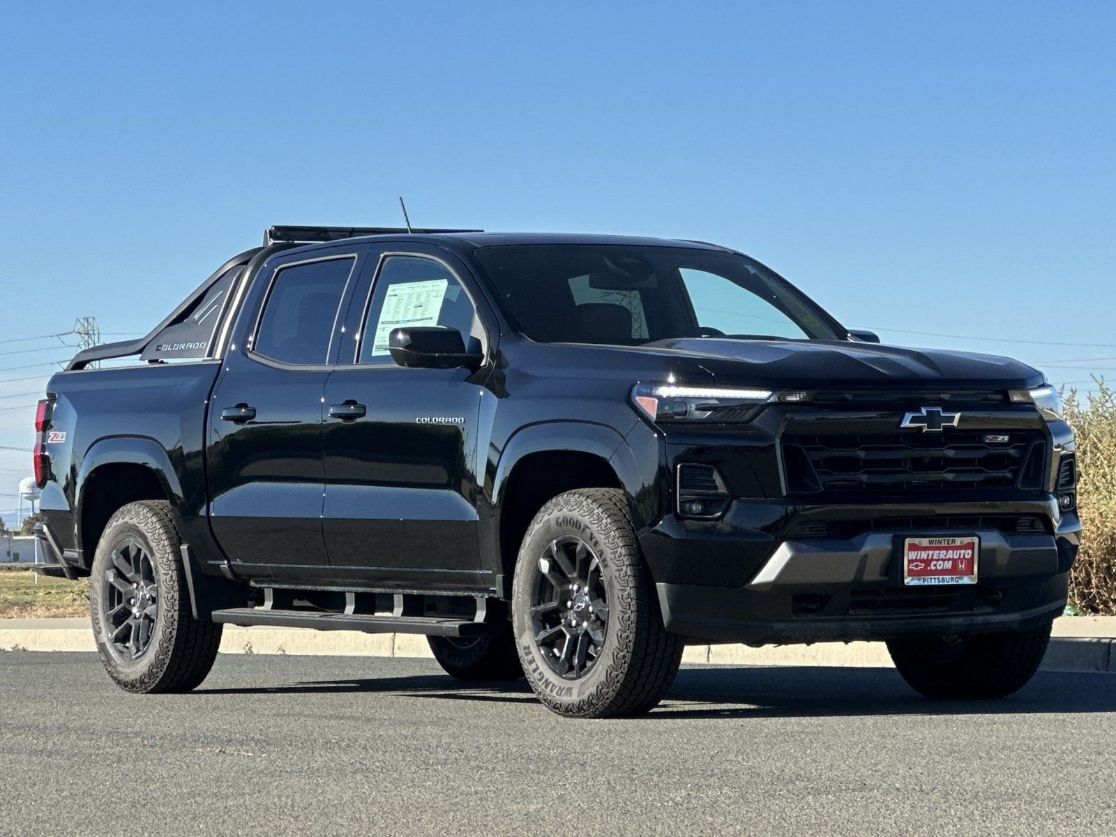 New 2025 Chevrolet Colorado Z71 w/ Midnight Edition video 2