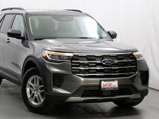 New 2026 Ford Explorer Active image 2