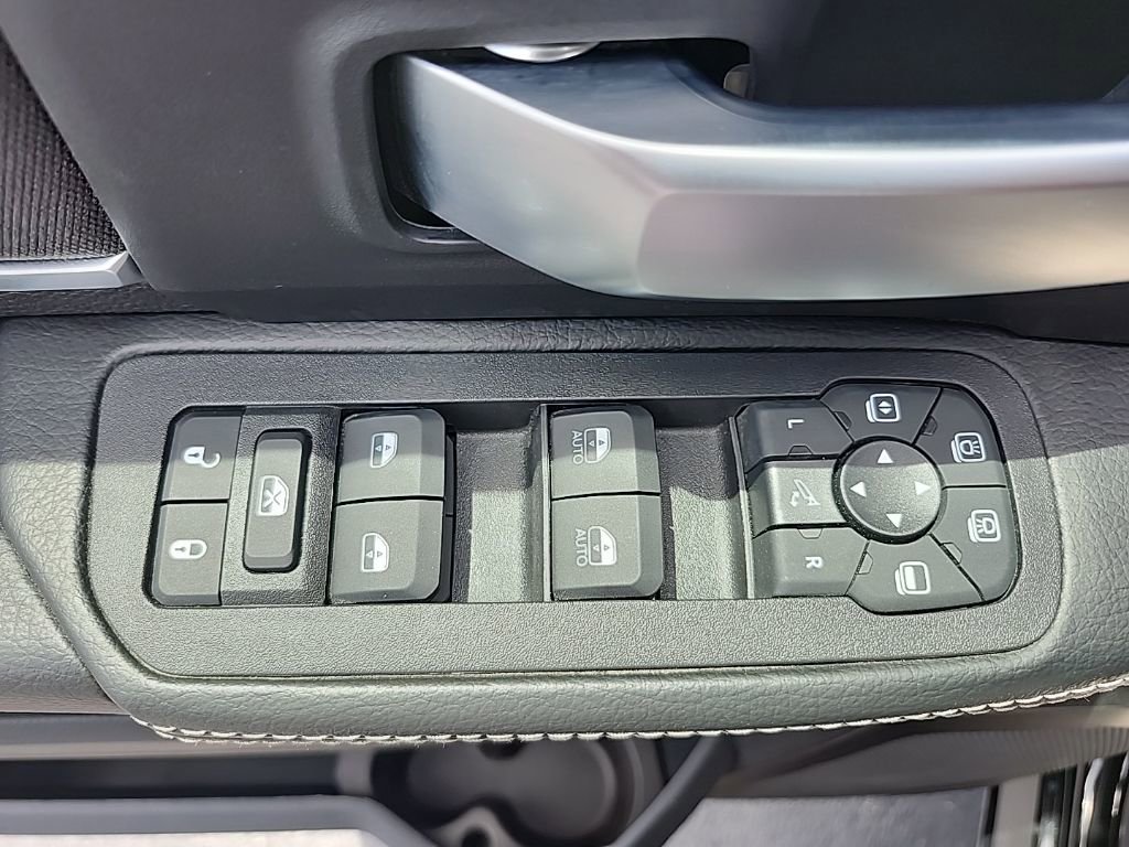 New 2025 RAM 2500 Big Horn image 27