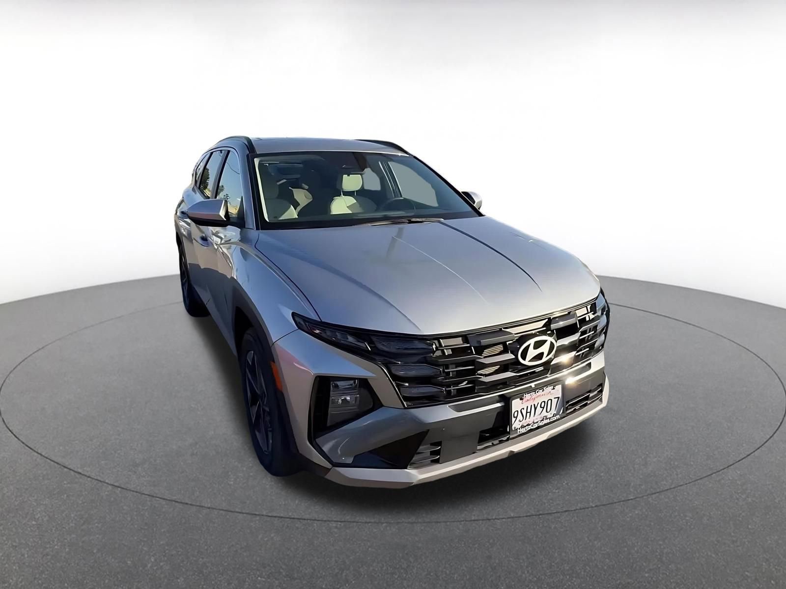 Used 2025 Hyundai Tucson SEL image 3