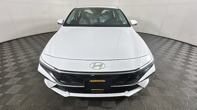 Used 2024 Hyundai Elantra Limited FWD image 7