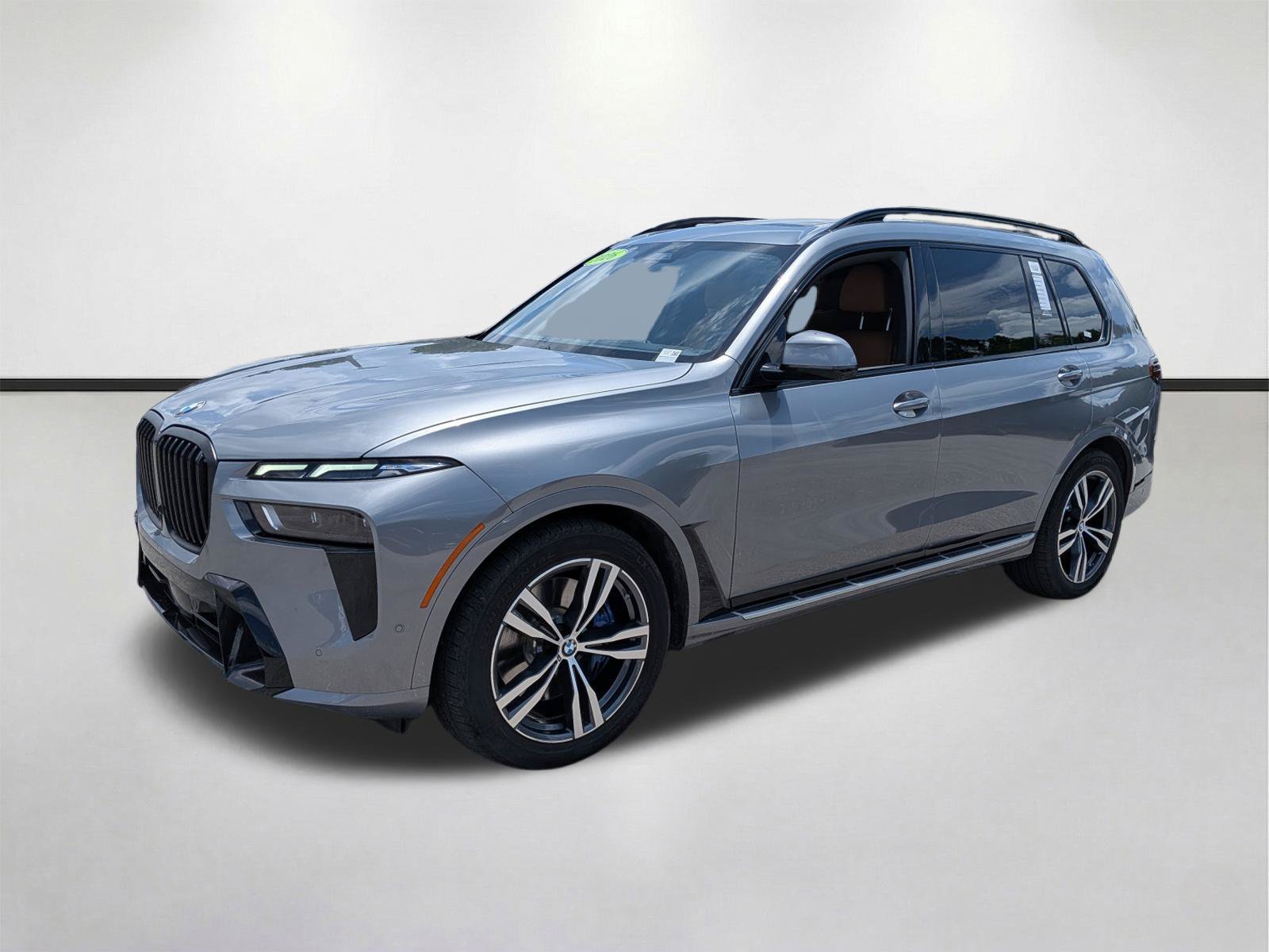 Used 2026 BMW X7 xDrive40i w/ M Sport Package AWD/4WD image 8