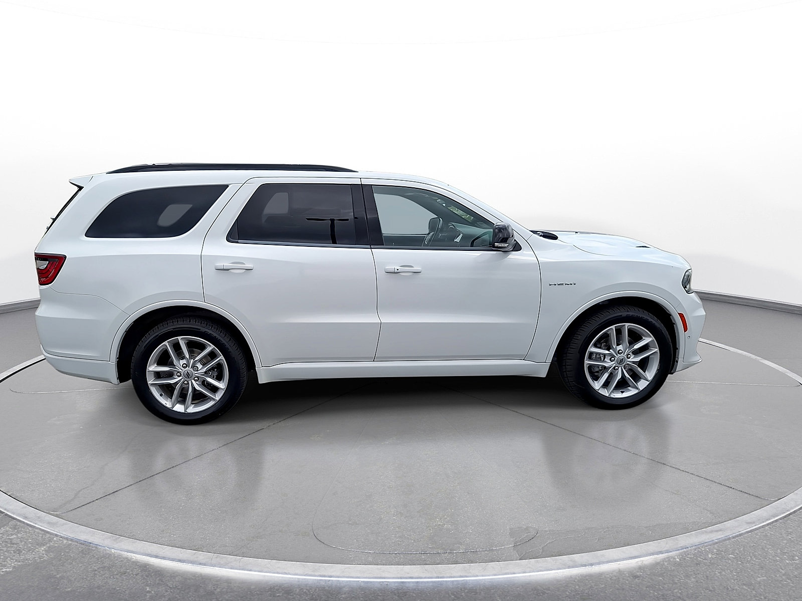 Used 2023 Dodge Durango R/T AWD/4WD image 9