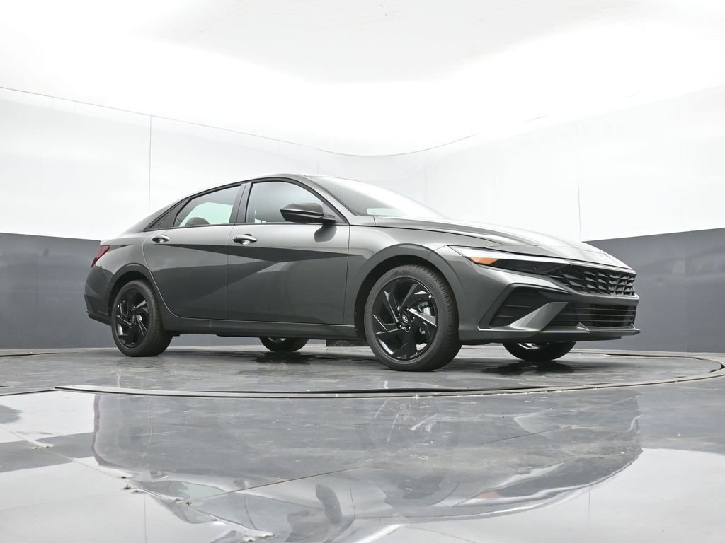 New 2026 Hyundai Elantra Sport image 42