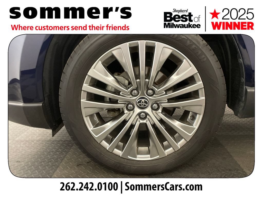 Used 2021 Toyota Venza Limited w/ Advanced Technology Package AWD/4WD image 25