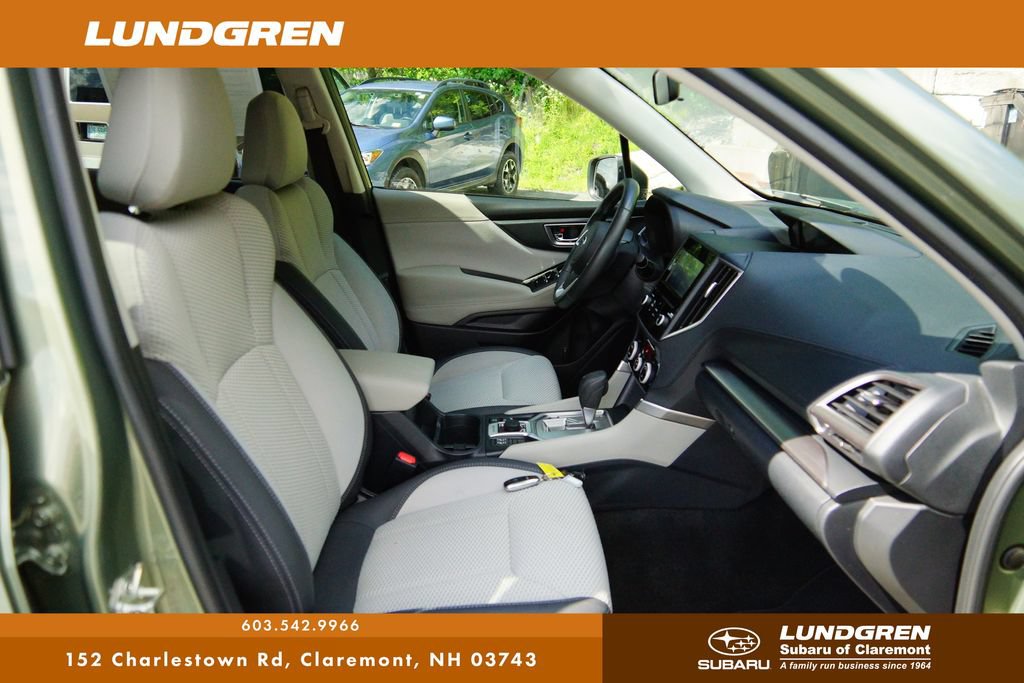 Used 2019 Subaru Forester Premium AWD/4WD image 9