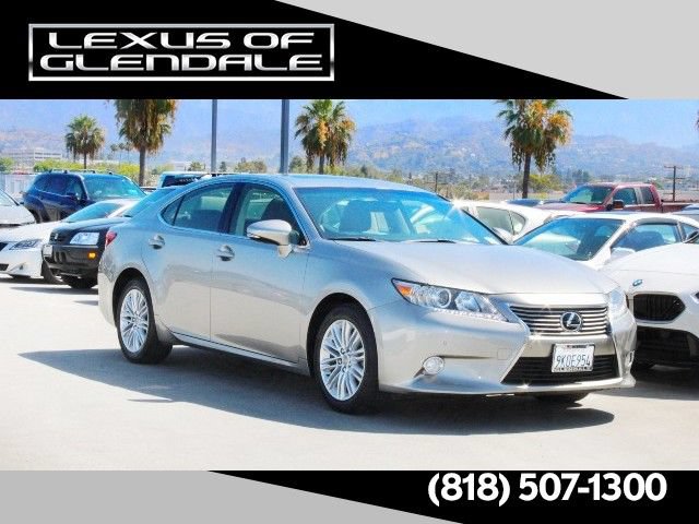 Used 2015 Lexus ES 350 w/ Premium Package FWD image 1