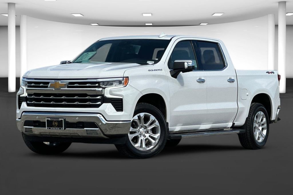 Used 2023 Chevrolet Silverado 1500 LTZ AWD/4WD image 2